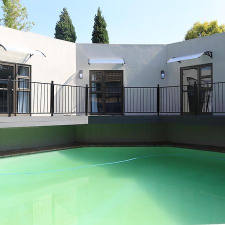 Zen Bnb Сандтон Екстер'єр фото